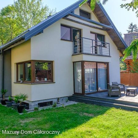 Czarny Kot Mazury Dom Caloroczny Villa Malkinie Exteriör bild