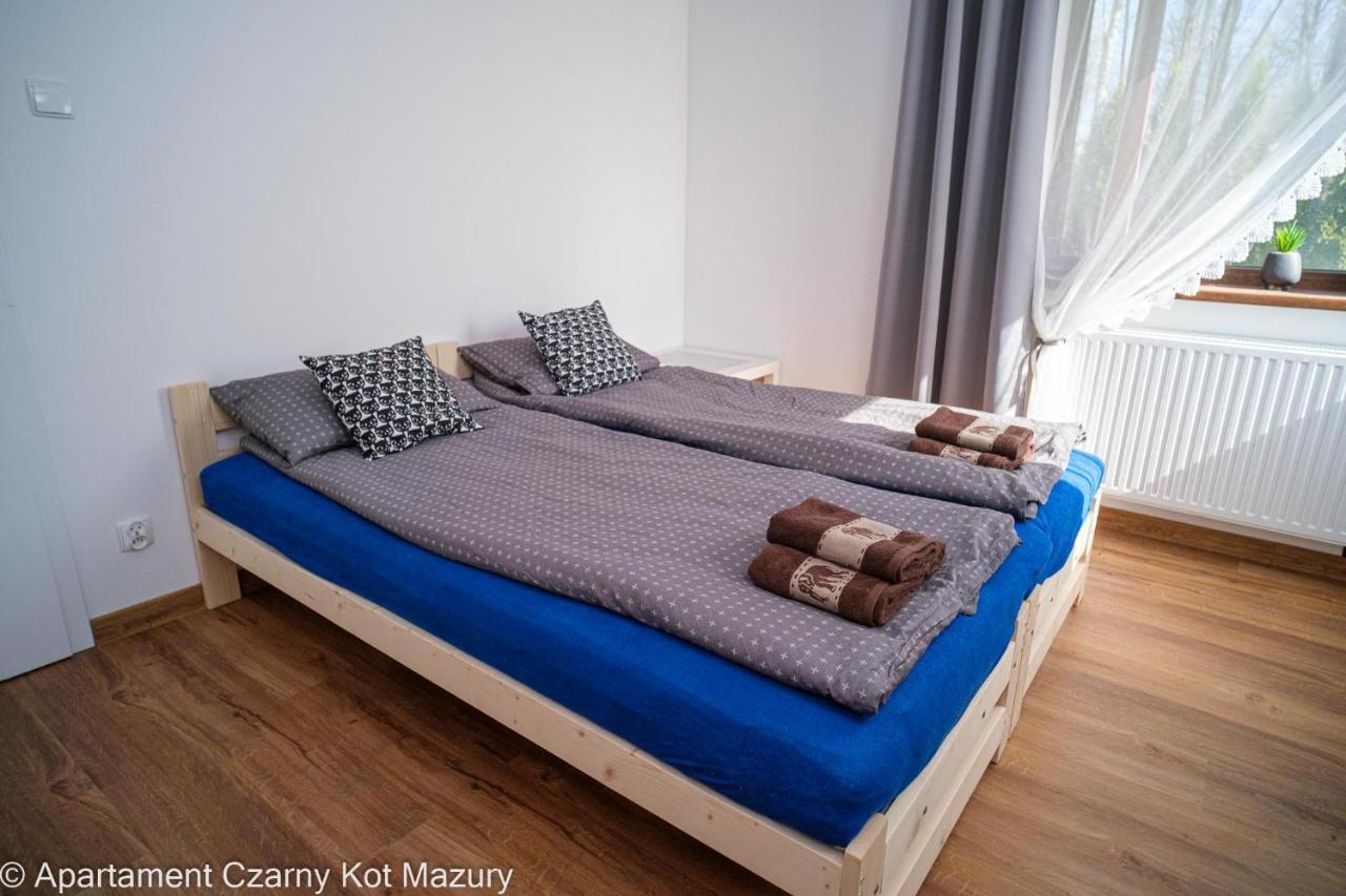 Czarny Kot Mazury Dom Caloroczny Villa Malkinie Exteriör bild